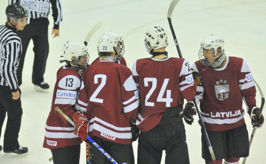 Ziemassvētki Kanādā. Latvijas U-20 izlase ieņem starta pozīcijas