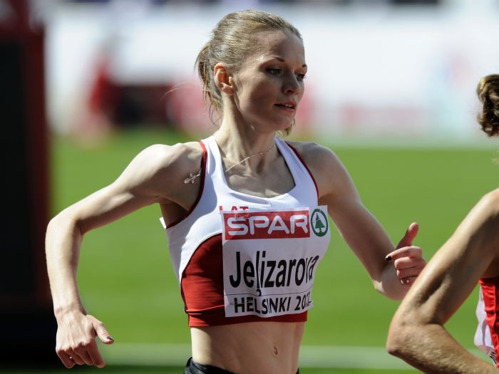Jeļizarova jau ceturto reizi šosezon labo Latvijas rekordu