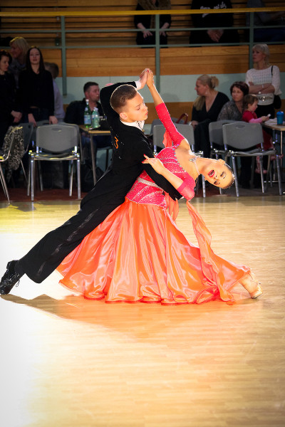 Latvijas junioru pārim 8.vieta pasaules čempionātā Standartdejās