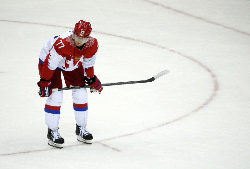 SKA noslēdz līgumu ar "Oilers" aizsargu Belovu