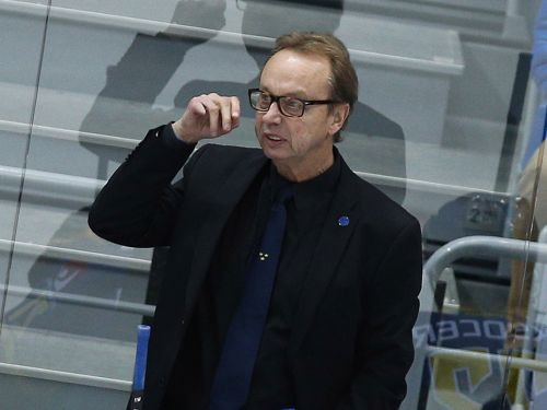 Zviedrijas treneris: "Mums aiz okeāna ir 100 hokejisti, bet uz izlasi atbrauc tikai daži"