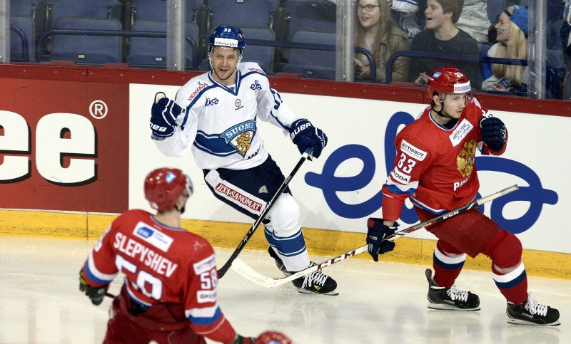 Somijas hokejisti vēlreiz apspēlē Krievijas izlasi, Šveice atstāj sausā Dāniju