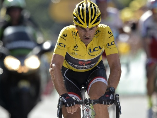 Bijušais "Tour de France" līderis Kančelara izstājas divu skriemeļu lūzuma dēļ