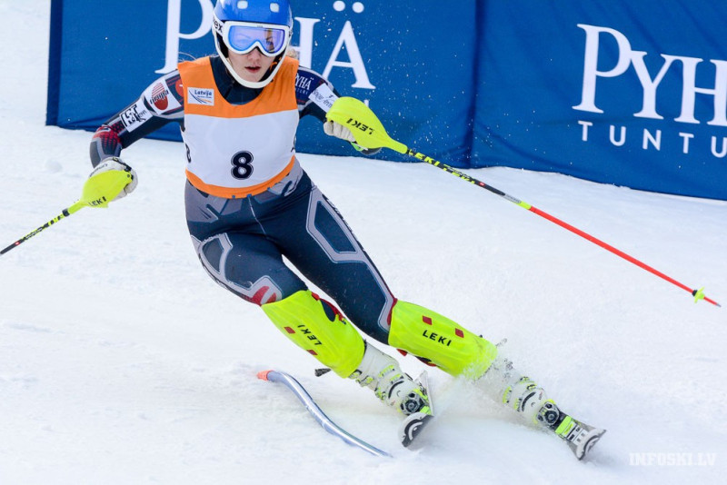L.Bondarei punktu rekords FIS slalomā Somijā