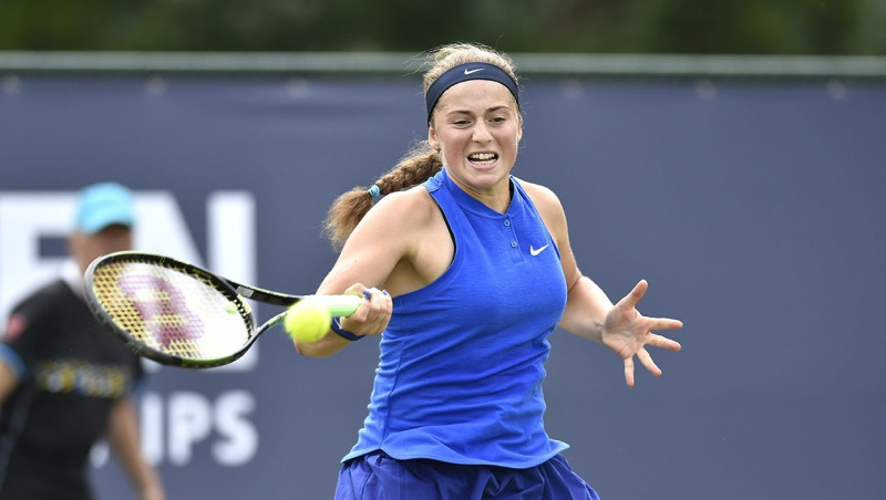 Ostapenko turpinās sacensības Nīderlandē