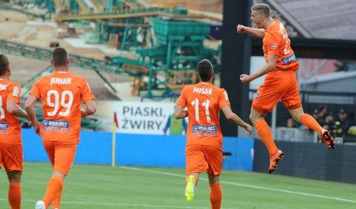 Gutkovskis Polijas Ekstraklases sezonu sāk ar vārtiem un piespēli