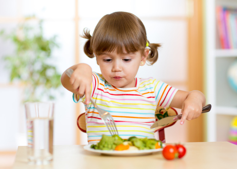 Mīti un patiesības par mazu bērnu uzturu. Komentē uztura speciāliste Ksenija Andrijanova