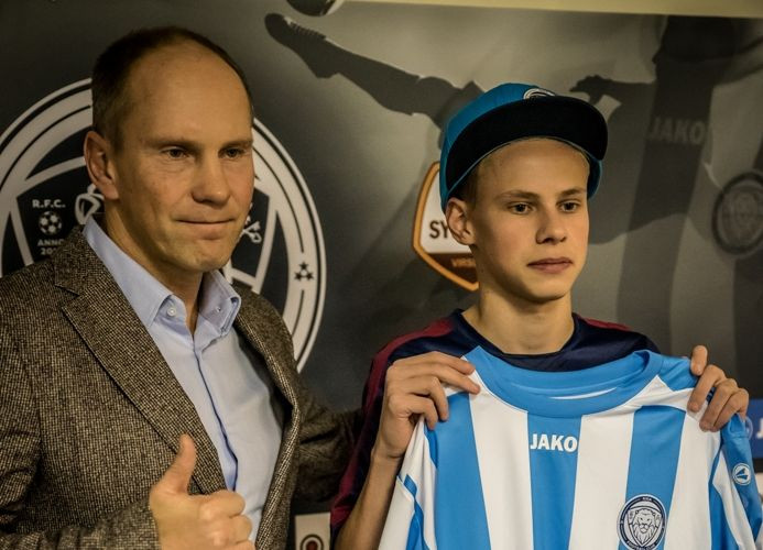 "Riga FC" noslēdz līgumu ar 15 gadus vecu kibersportistu