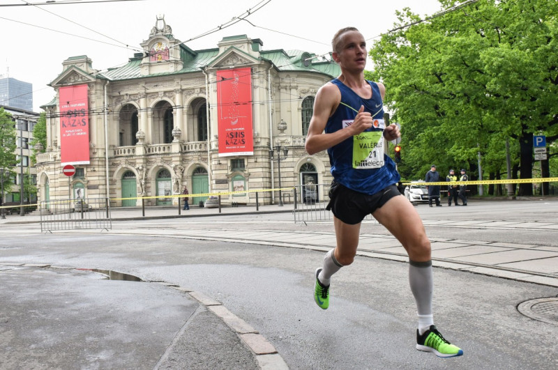 Žolnerovičs Rīgā labo Latvijas rekordu maratonā, ātrākais - kenijietis