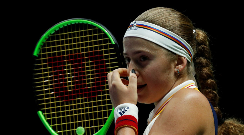 Ostapenko zaudē "WTA Finals" debijas spēlē