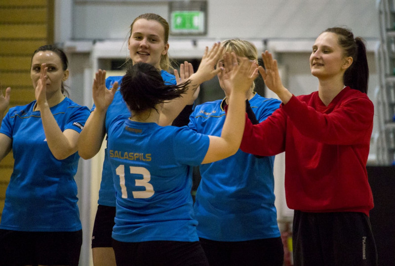 Salaspils handbolistes Latvijas čempionātā gūst jau piekto uzvaru pēc kārtas