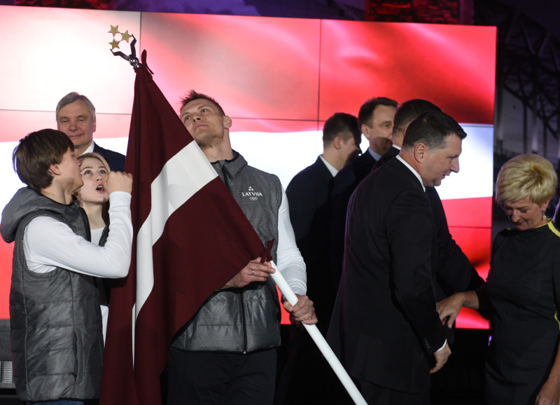 Latvijas karogu atklāšanas ceremonijā nesīs Dreiškens