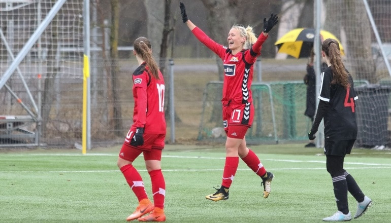 Čempiones ar uzvaru iesāk jauno Sieviešu futbola līgas sezonu
