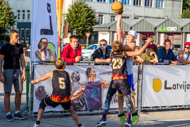 Kuldīgas jauniešu dienu “Ghetto Basket” turnīrā pulcēsies spēcīgākie 3x3 basketbolisti