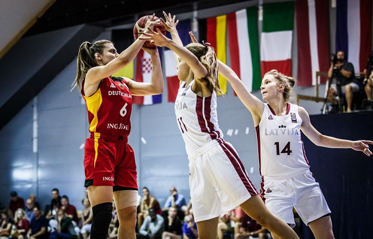 Latvijas U20 meitenes otrajā puslaikā pret Vāciju atspēlē 27 no 30 punktiem