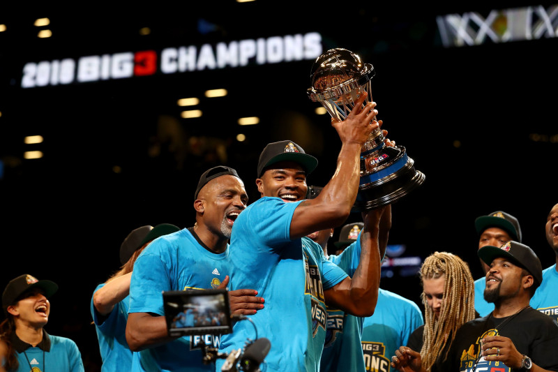 ASV populārajā BIG3 līgā titulu izcīna 2008. gada un 2013. gada NBA čempioni Deiviss un Andersens
