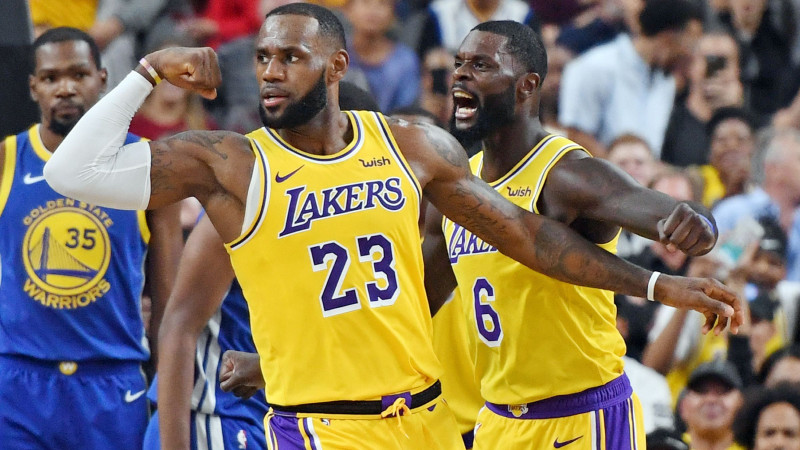 Daudzsološā "Lakers" komanda uzvar NBA čempioni "Warriors"