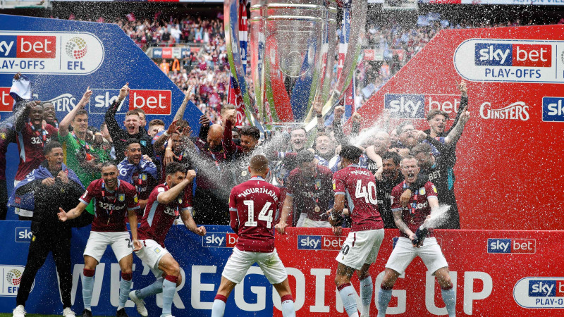 "Aston Villa" uzvar izšķirošajā pārspēlē un kvalificējas Premjerlīgai