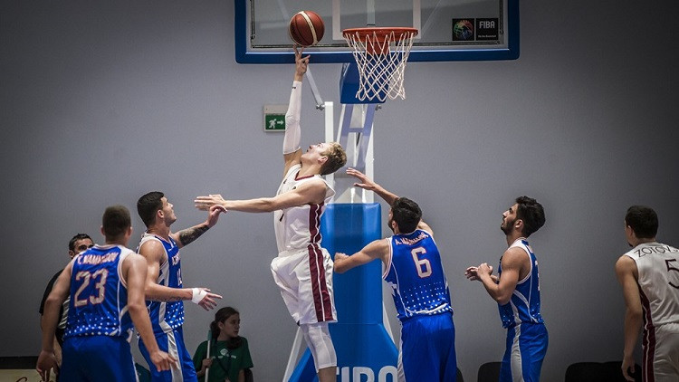 U20 basketbolisti piedzīvo sakāvi pret Lietuvu ar -62