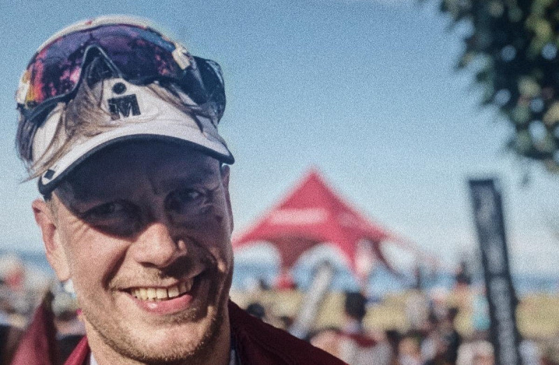 Pirmais "Ironman" mūžā: Māris Plūme 40. dzimšanas dienā veiksmīgi finišē Durbanā