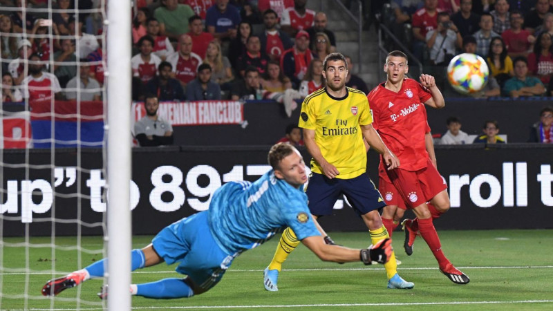 Ontužāns iziet pamatsastāvā "Bayern" zaudējumā "Arsenal"