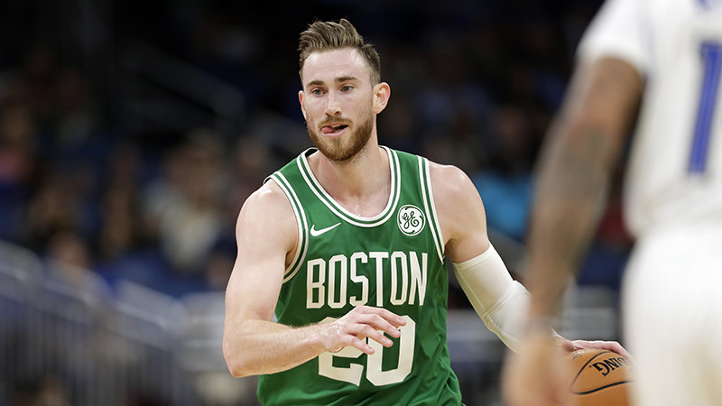 "Celtics" nodrošina vietu playoff, "Trail Blazers" turpina dzīties pakaļ "Grizzlies"