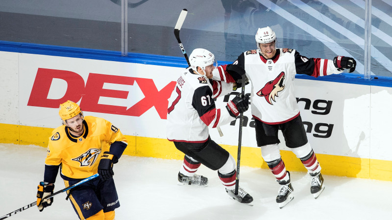 Rezultatīvā spēlē "Coyotes" nosargā uzvaru pār "Predators", "Flyers" apspēlē "Bruins"
