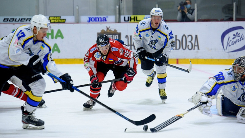 Divu Latvijas hokejistu pārstāvētajā "Donbass" 23 Covid-19 saslimušie