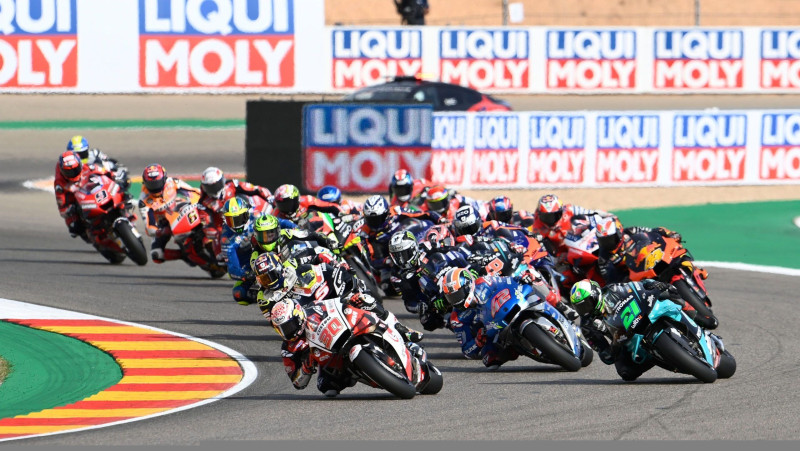 Pirms jaunās "MotoGP" sezonas sastāvus mainījušas gandrīz visas komandas