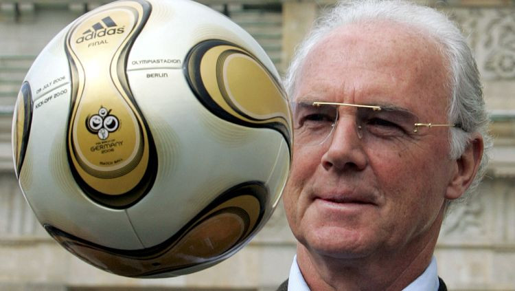 FIFA atzīst Bekenbaueru par vainīgu korupcijā, bet nesoda noilguma dēļ