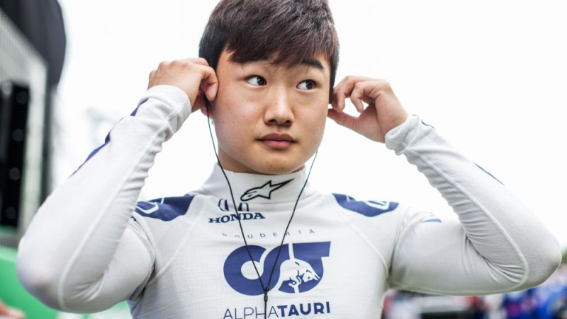 Japāņu F1 pilots Cunoda uz vēl vienu sezonu paliek "AlphaTauri" komandā