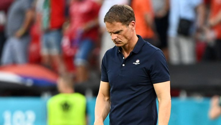 De Būrs neizpildītā uzdevuma dēļ atstāj Nīderlandes izlases trenera amatu