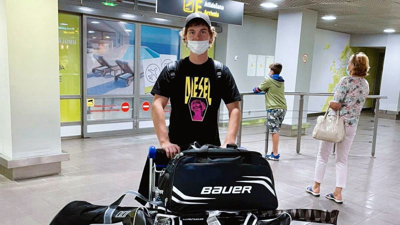 "Liepājai" pievienojas KHL spēlējušais baltkrievs Anosovs