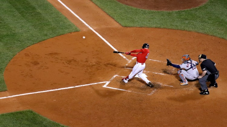 "Red Sox" sagrauj "Astros" un izvirzās ALCS vadībā