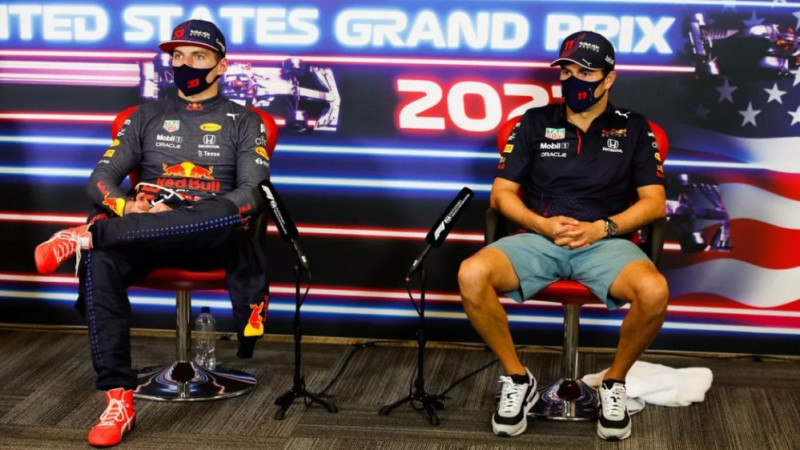 Palmers: "Tas, ko dara "Red Bull" un Verstapens, ir kaut kas nedzirdēts"