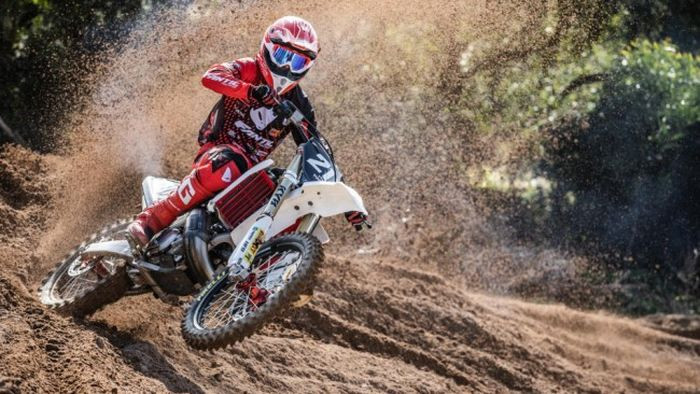 Lapuči MXGP čempionātā startēs ar "mazo" motociklu