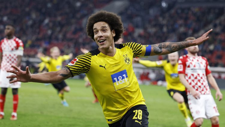 ''Borussia'' spēles beigās izrauj uzvaru un izcīna svarīgus trīs punktus