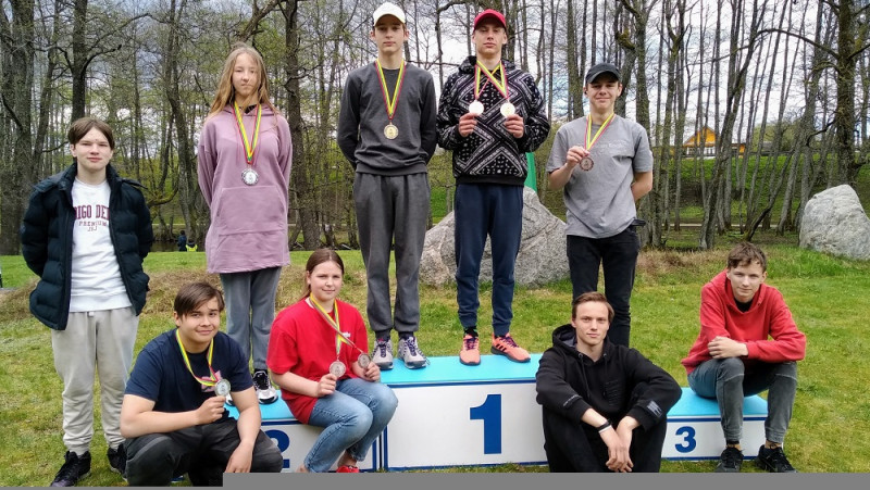 Latvieši uzvar Lietuvas Jaunatnes līgas airēšanas slaloma sacensības