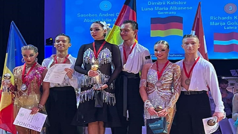 Latvijas pārim bronza pasaules čempionātā Latīņamerikas dejās junioriem