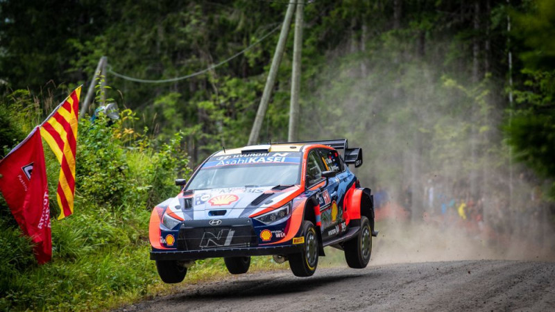 Tanaks un Lapi cīnās par uzvaru WRC posmā Somijā