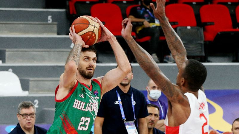 Spāņi ''EuroBasket'' ievadā pārmāca bulgārus, Vezenkovam sakāvē 25+11