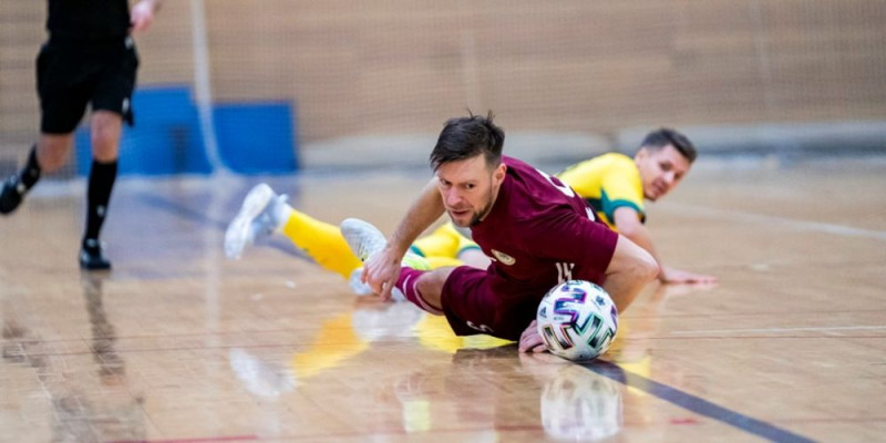 Vujoviča debijas spēlē Latvijas telpu futbolistiem neizšķirts pret Lietuvu