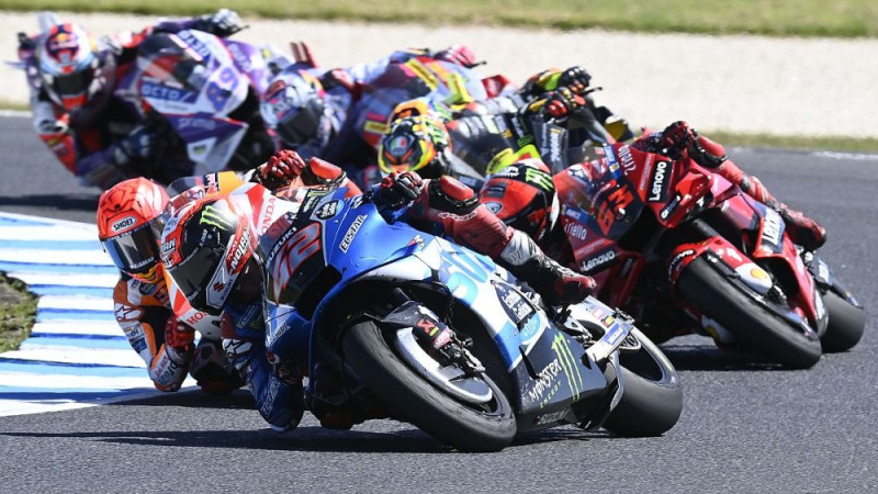 Rinss uzvar "MotoGP" posmā Austrālijā, Kvartararo piedzīvo kritienu