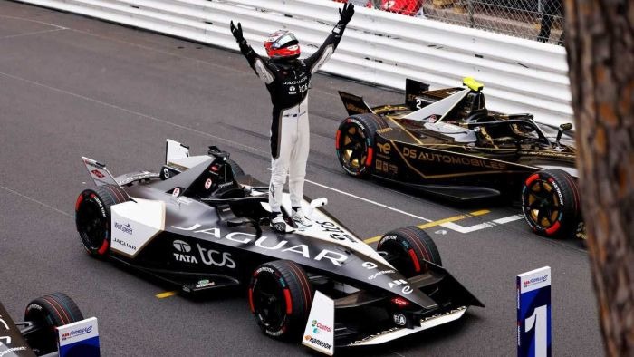 "Jaguar" komanda ar izcilu stratēģiju uzvar "Formula E" posmā Monako