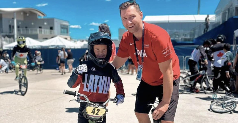 Bogomazovs izcīna 4. vietu BMX PČ B8 grupā; Jonkus finālā krīt