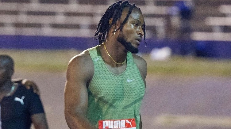 Jamaikas olimpiskajā 100m atlasē Tompsons kļūst par devīto ātrāko vēsturē
