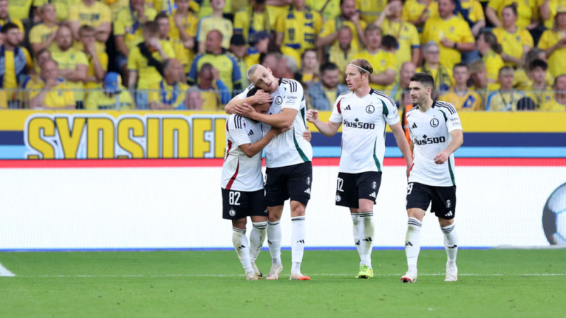 "Audai" nozīmīgajā duelī "Legia" iesit trīs vārtus Dānijā, Fēru Salas atkal tuvu pamatturnīram