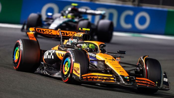 Abū Dabī "Grand Prix" no pirmās rindas startēs "McLaren" piloti