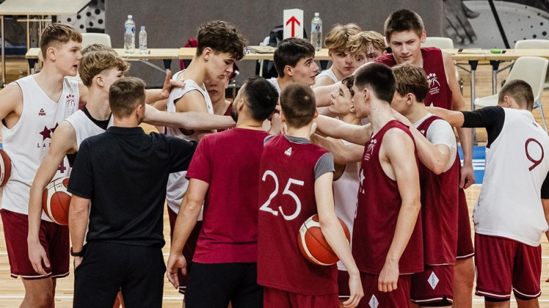 Luka Hlebovickis iemet uzvaras tālmetienu pret Somijas kadetiem