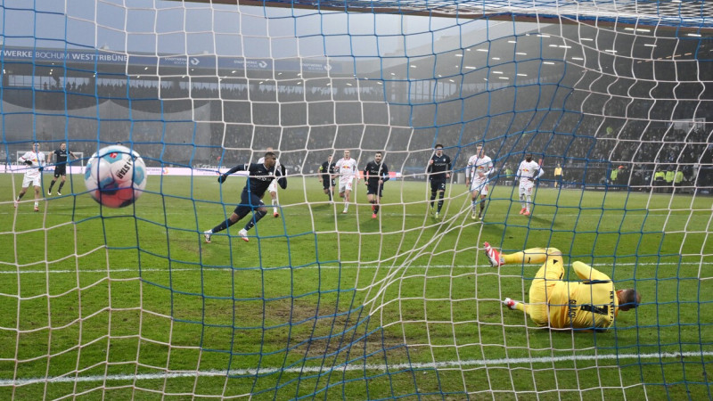 Leipciga 12 minūtēs izsēj 3:0, Goreckas dublis pagarina "Bayern" uzvaru virkni